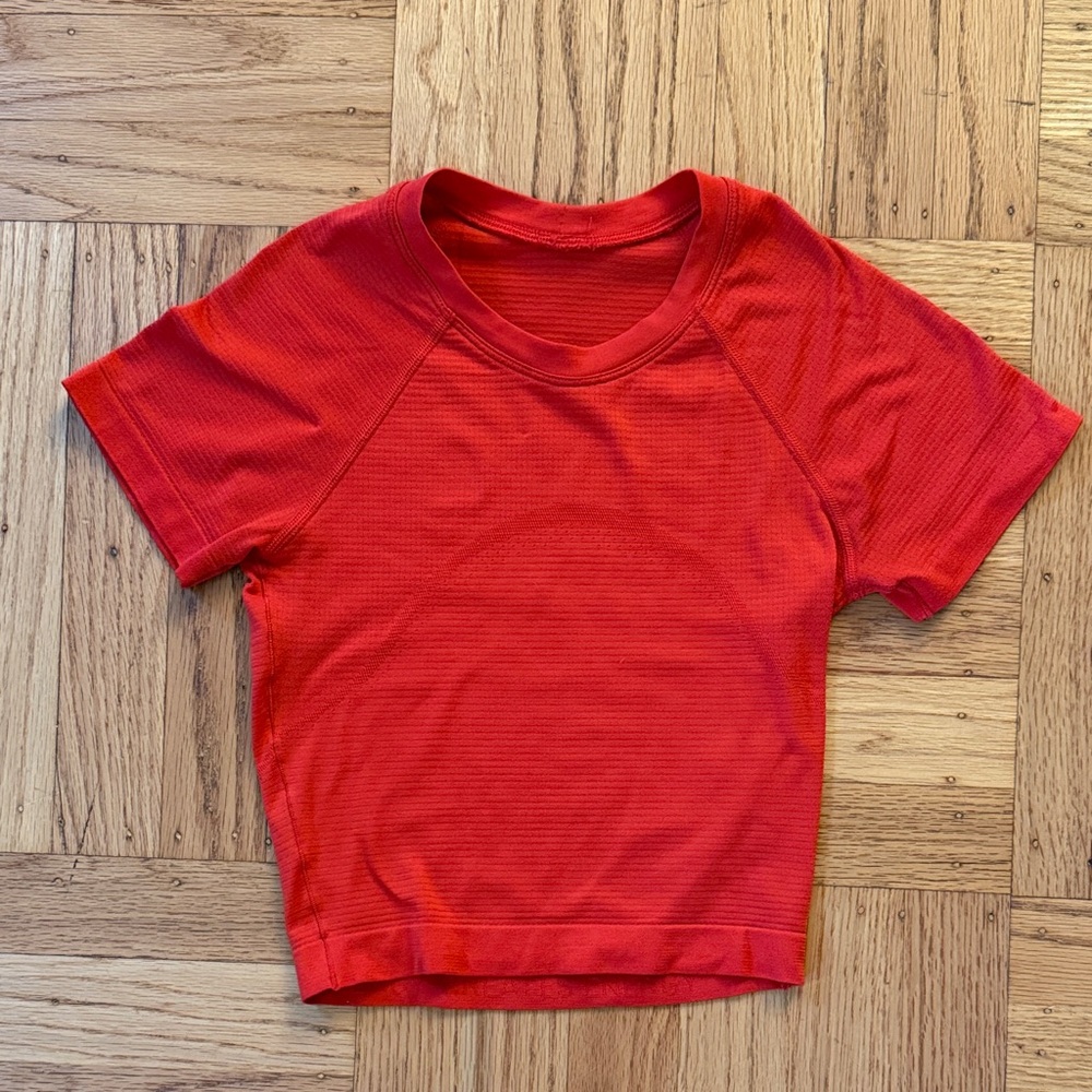 Women’s lululemon red top size 0